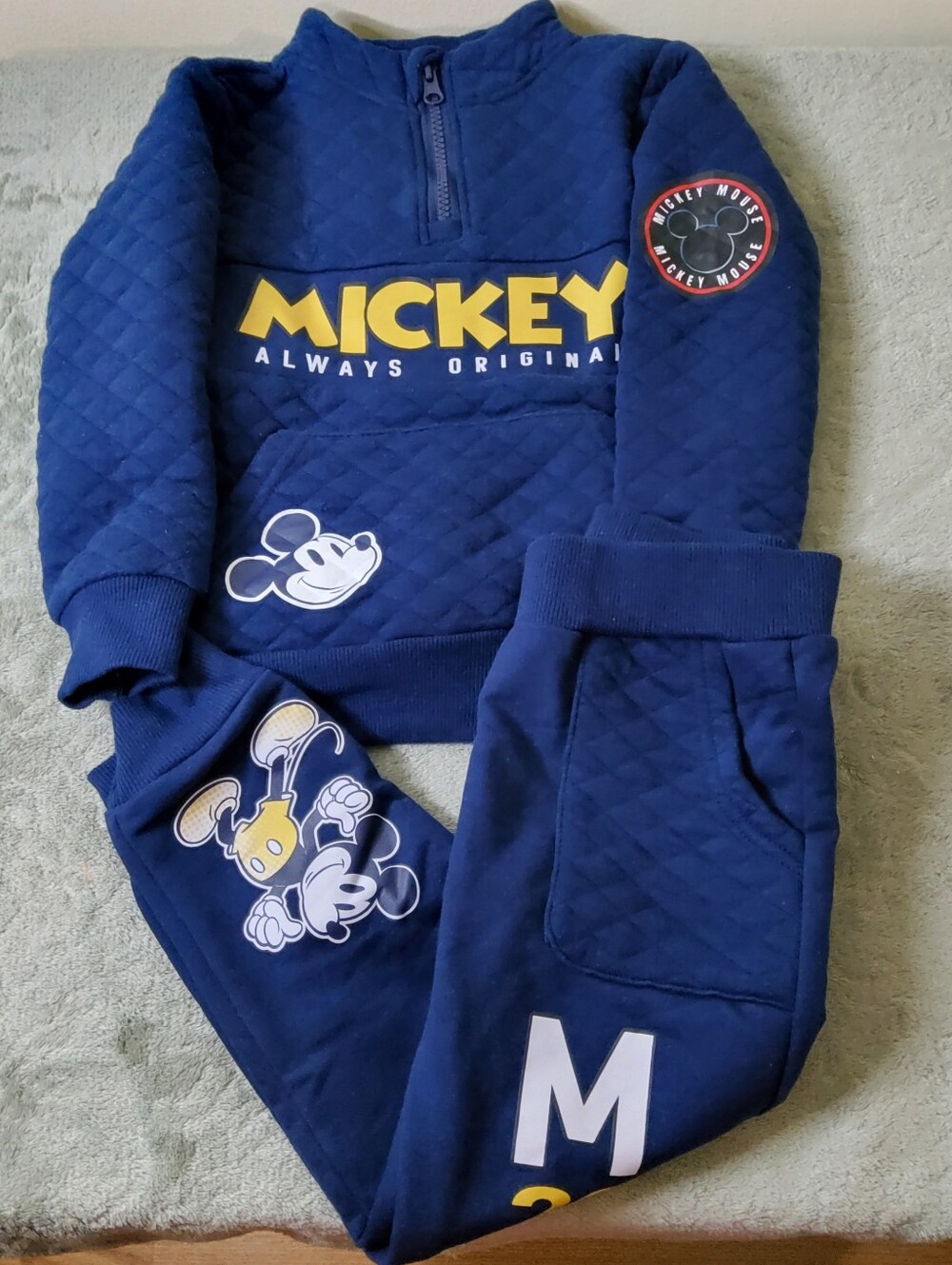 * Disney Mickey Mouse Boy's Toddler Quilted 2-Piece Jogger Set Navy Size 4T
